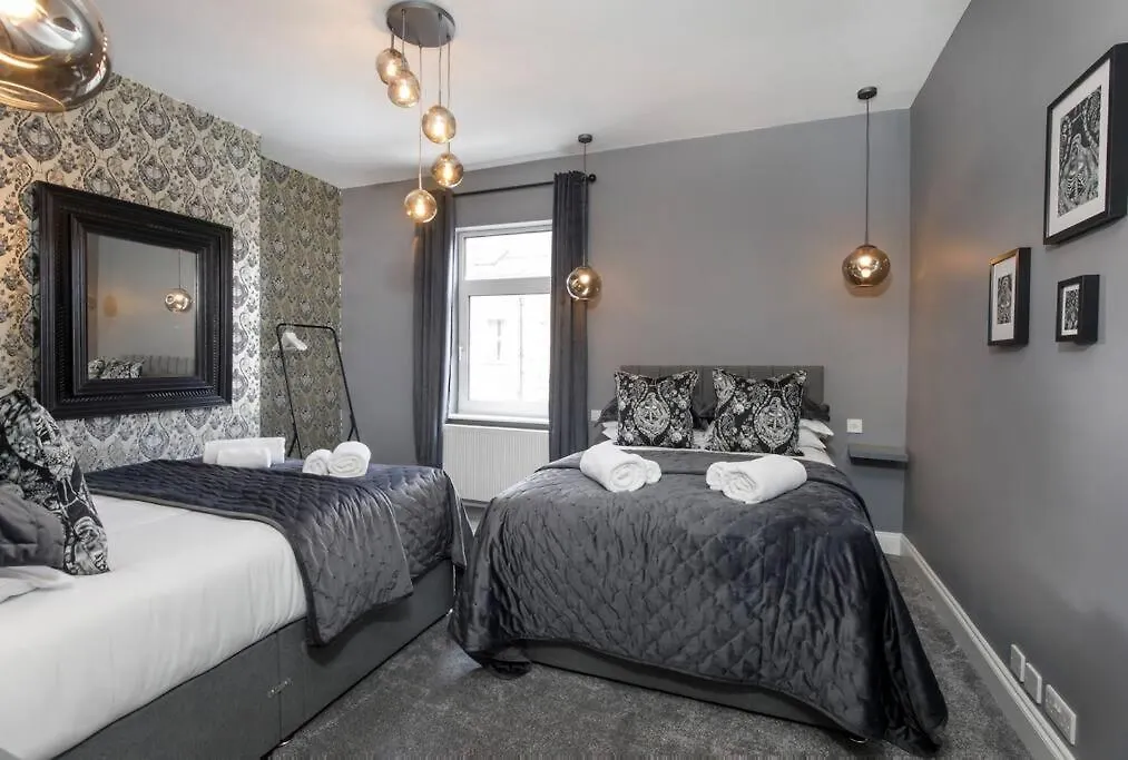 The Milton - Stylish Terraced Villa York Holiday home